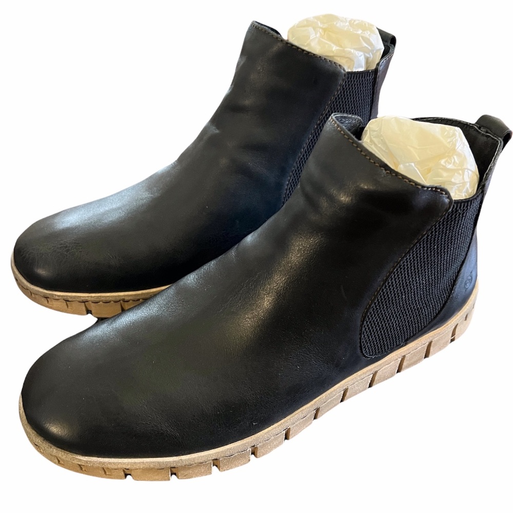 BORN Salado (Never Worn)